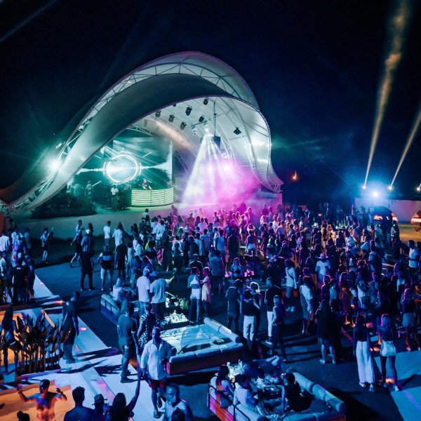 Whats On (1) | Café del Mar Bali